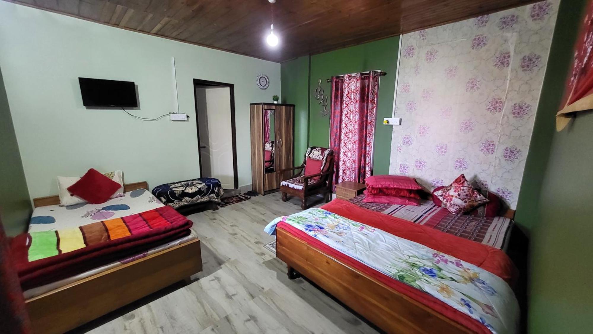 קלימפונג Seven Hills Homestay מראה חיצוני תמונה