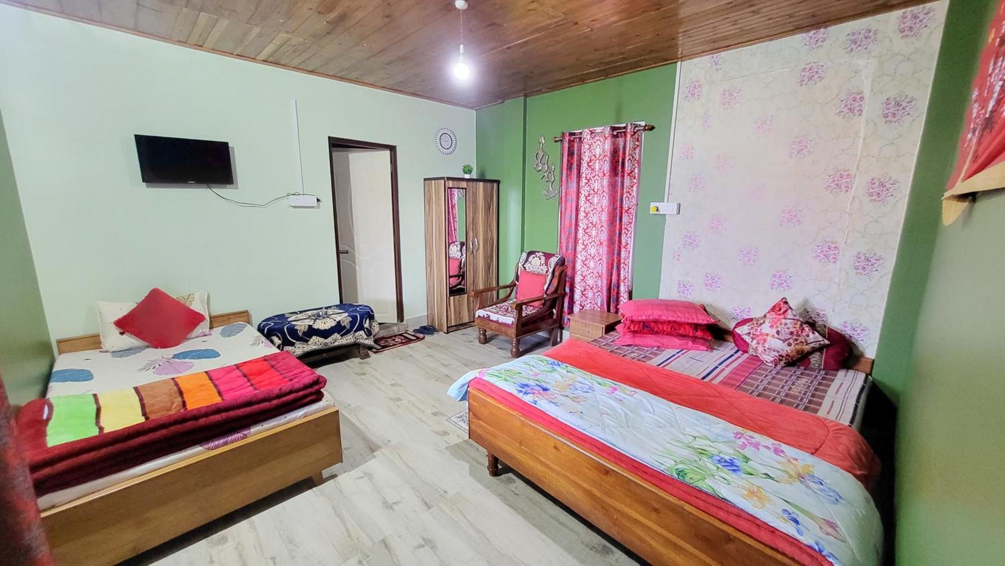 קלימפונג Seven Hills Homestay מראה חיצוני תמונה